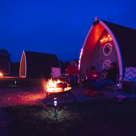 Camping Pod Near Lake Otel Preston  Dış mekan fotoğraf